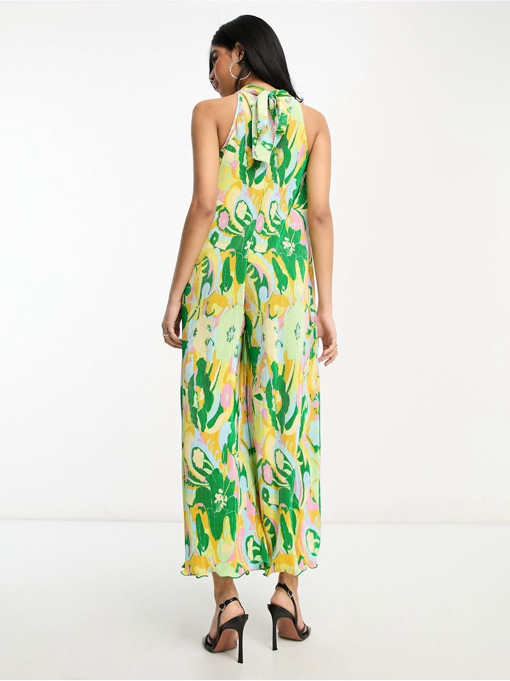 ASOS DESIGN plisse high neck jumpsuit in green retro floral - Picture 2 of 4
